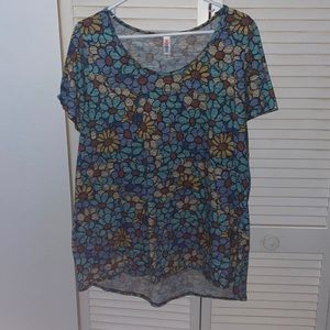 Lularoe classic flower shirt
